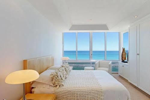 The Heron Camps Bay Exterior photo